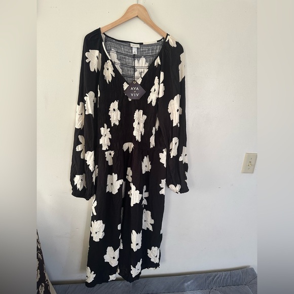 NWT Ava & Viv Women's Size Black Floral Balloon Sleeve Pleated Cocktail size 3X - Picture 3 of 12